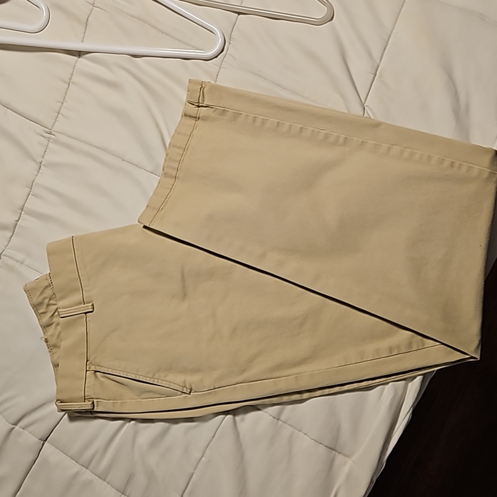 Izod Saltwater Stretch Chino Classic